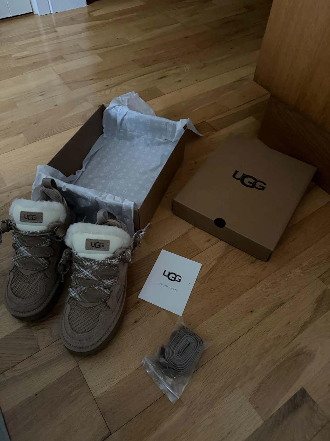 Ugg lowmel - 1