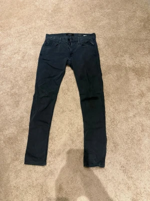 Replay Anbass 32/34 - Blivit för korta för mig så det är dags att sälja, bra pris så slå till