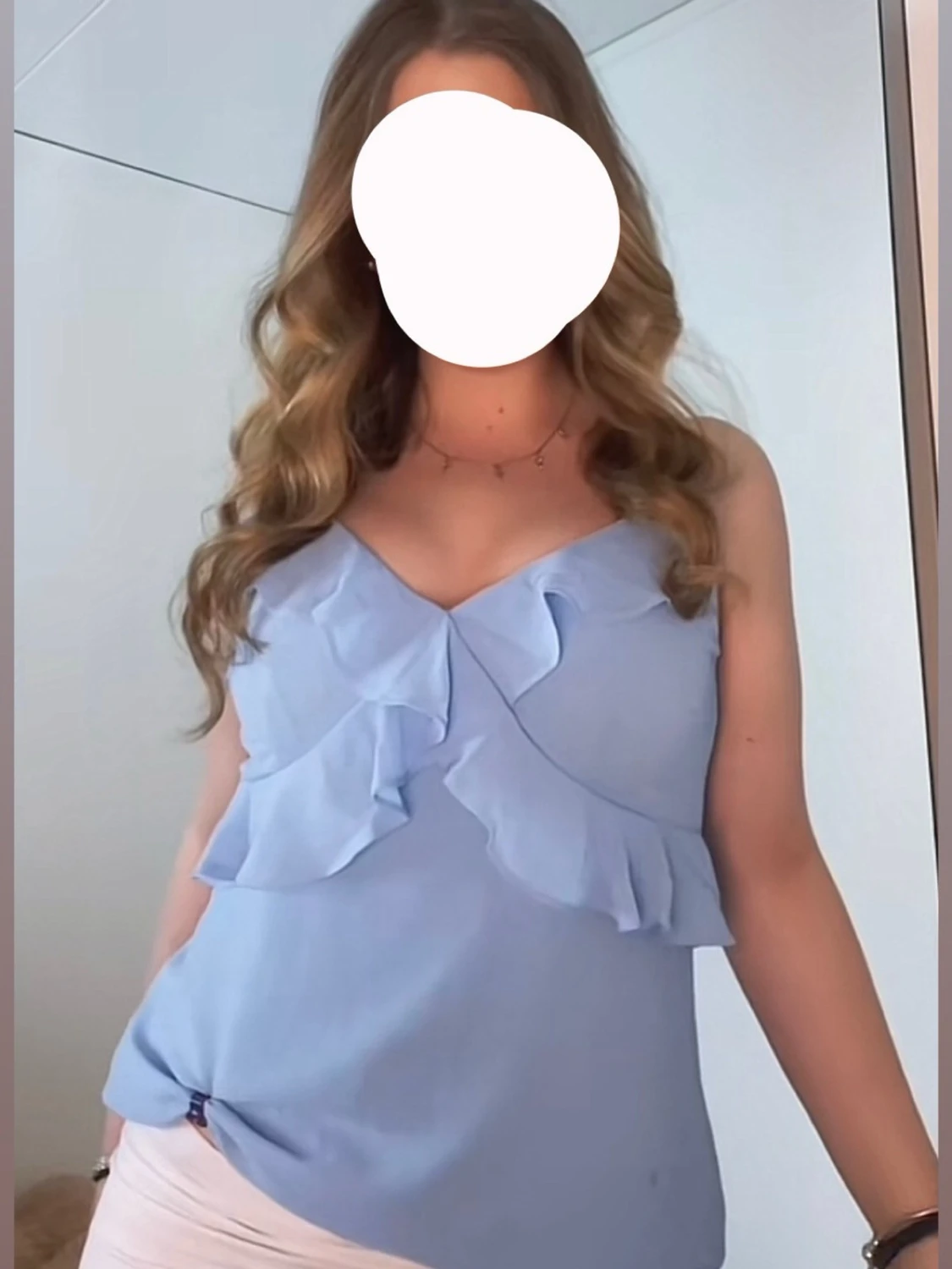 Ljusblå volang linnetopp - 1