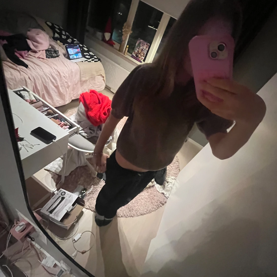 Brun stickad kortärmad tröja