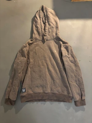 Morris hoodie  - Schysst Hoodie från Morris i mindre storlek. Skicket är mycket bra, Skriv vid frågor!