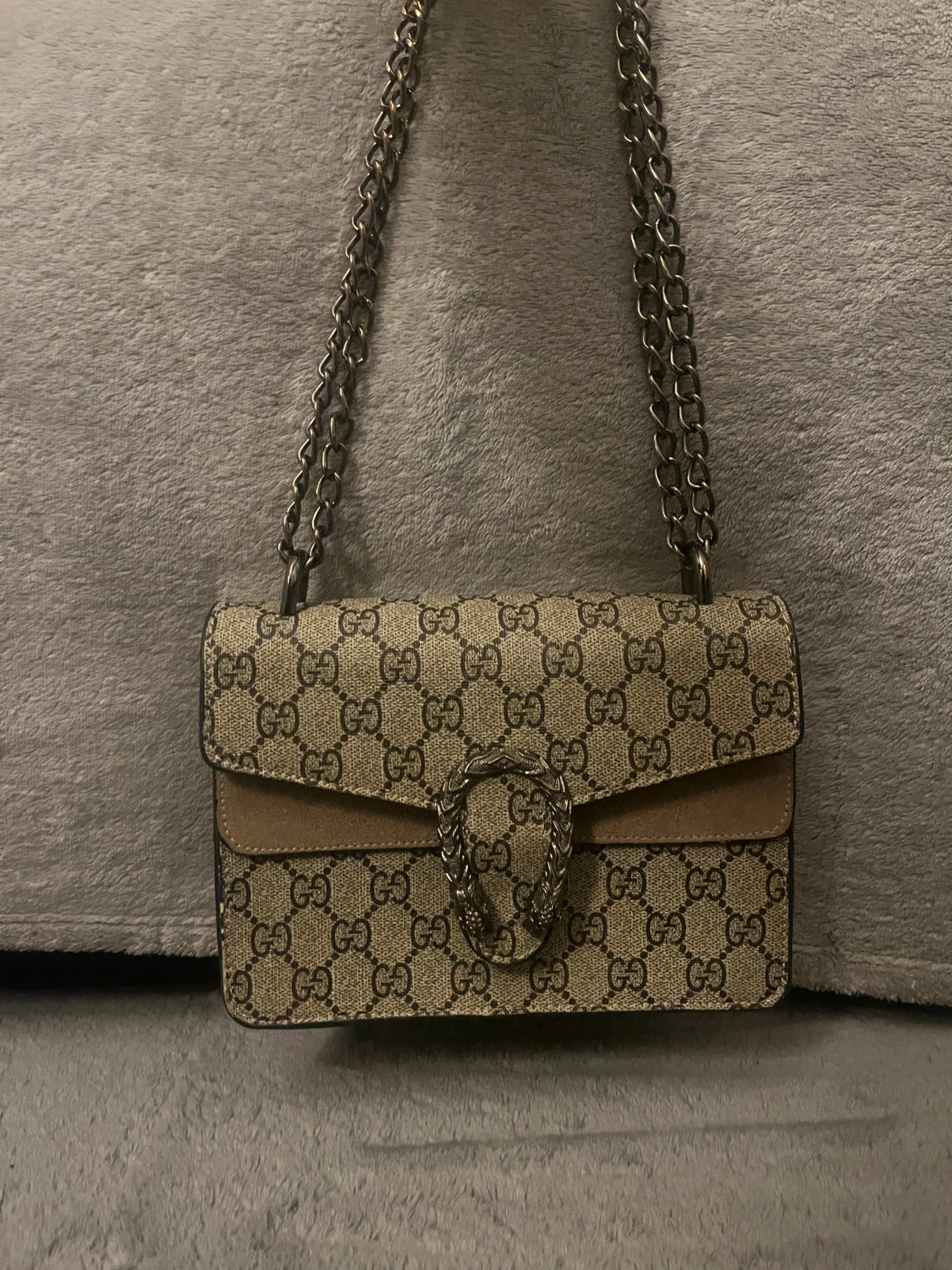 mönstrad axelväska