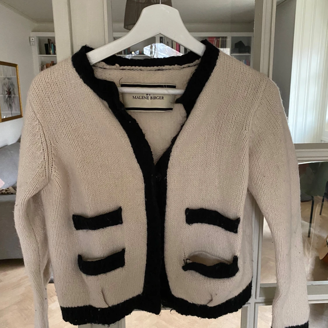 Beige stickad kofta från By Malene Birger - 1