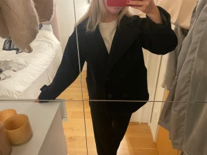 Kappa - Perfekt till höst och vår! Funkar även på vintern! Fint skick 