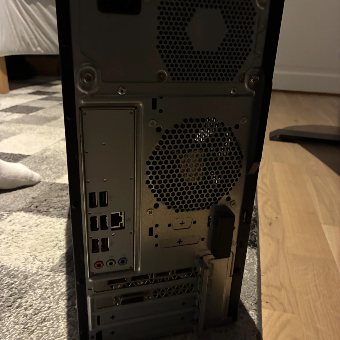 Acer Aspire GX-281 - 2