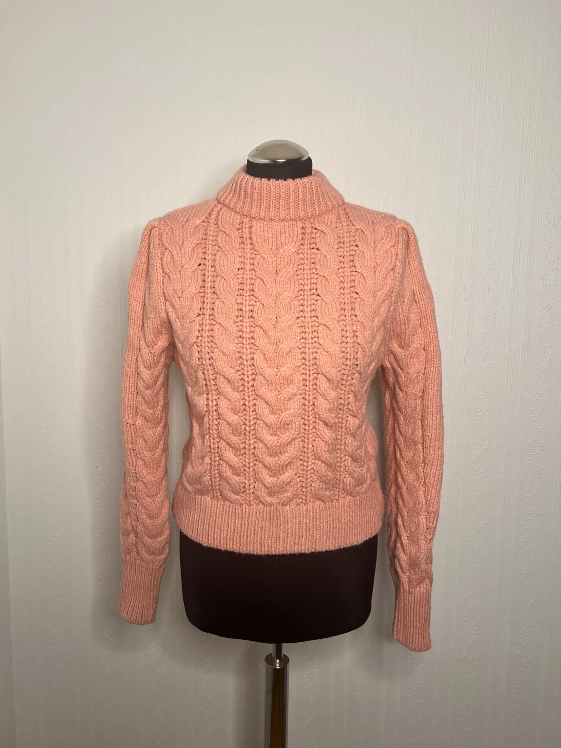 Rosa stickad tröja från H&M