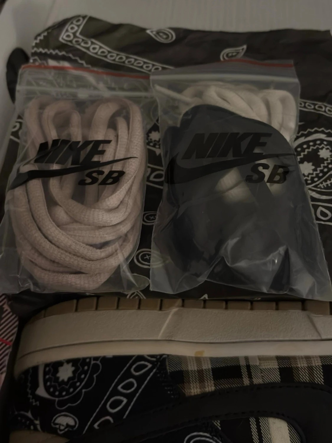 Nike SB Dunk Low Travis Scott Paisley - 4