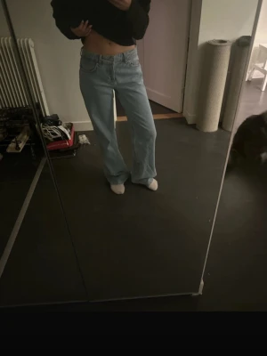 Nakd low waist jeans  - Nakd low waist jeans i storlek 32!! Men passar en som har 34 också💕