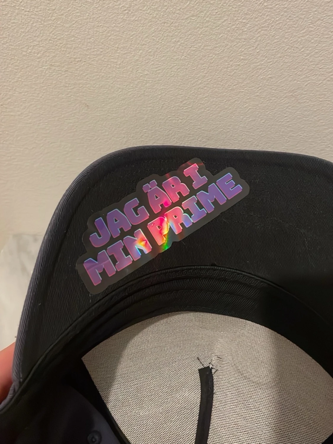 Svart DC keps med autografer från Kebbe och issa - 1