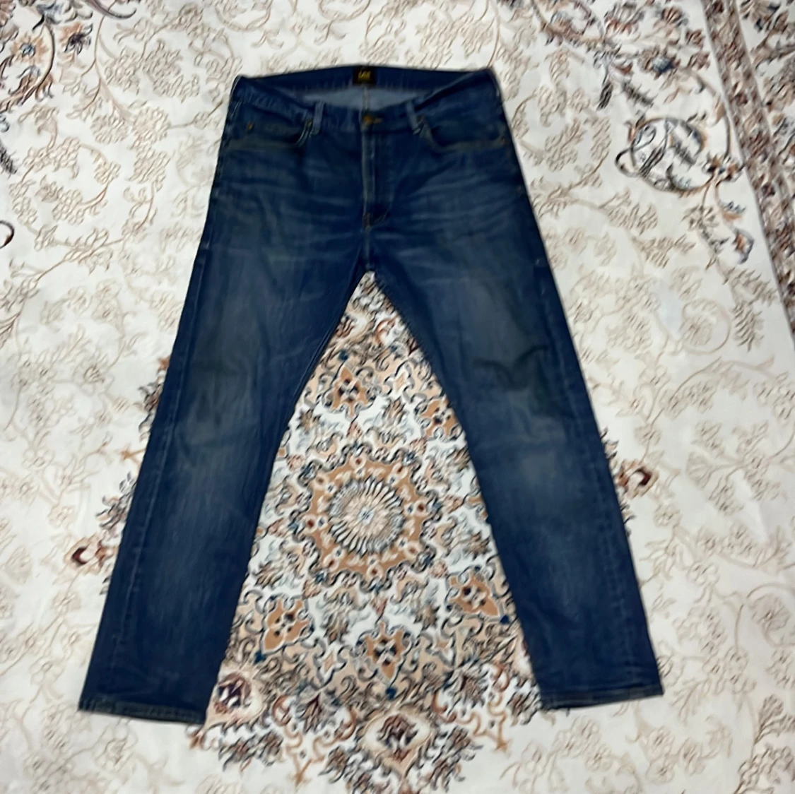 Mörkblå Lee jeans straight fit