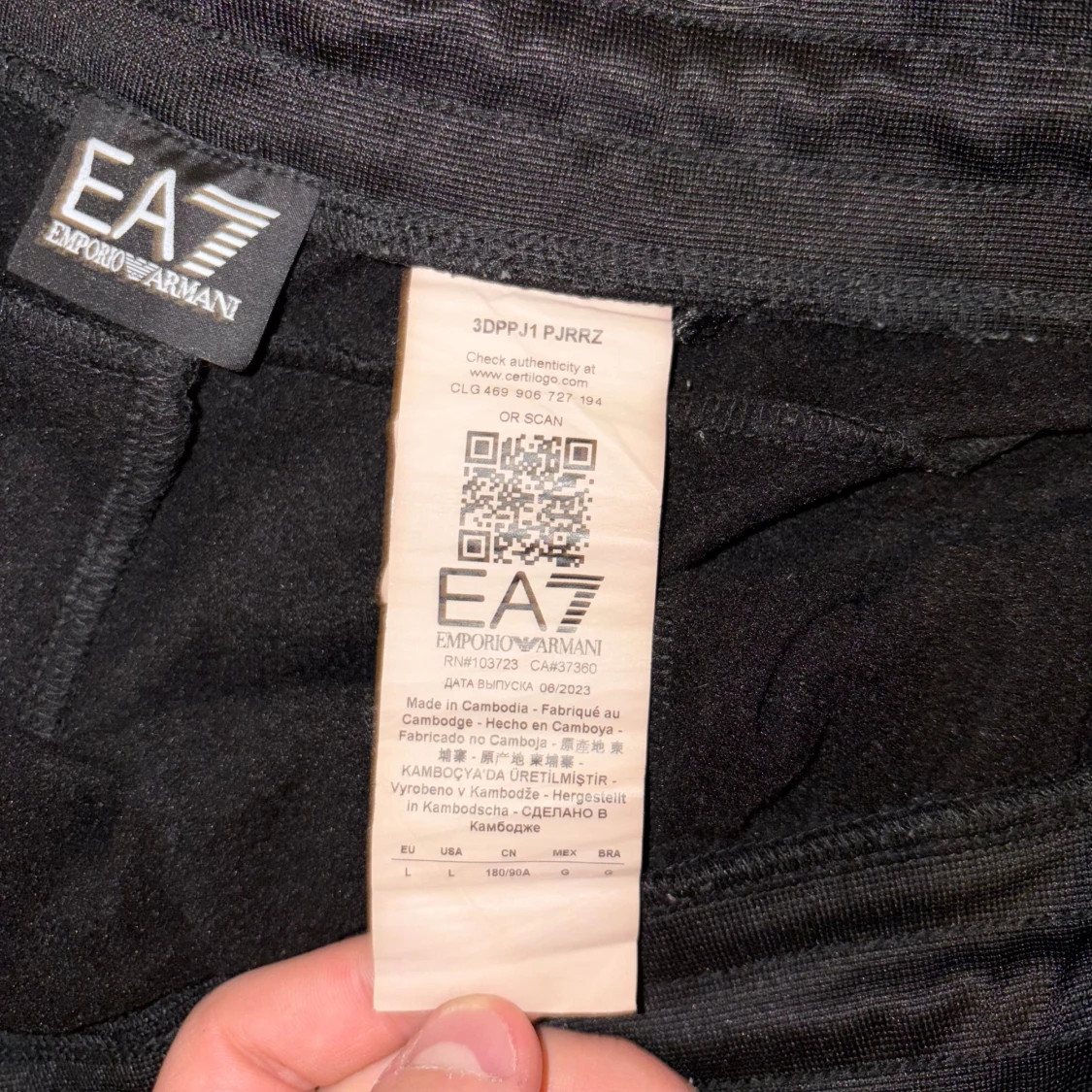 Svarta EA7 Emporio Armani mjukisbyxor - 3