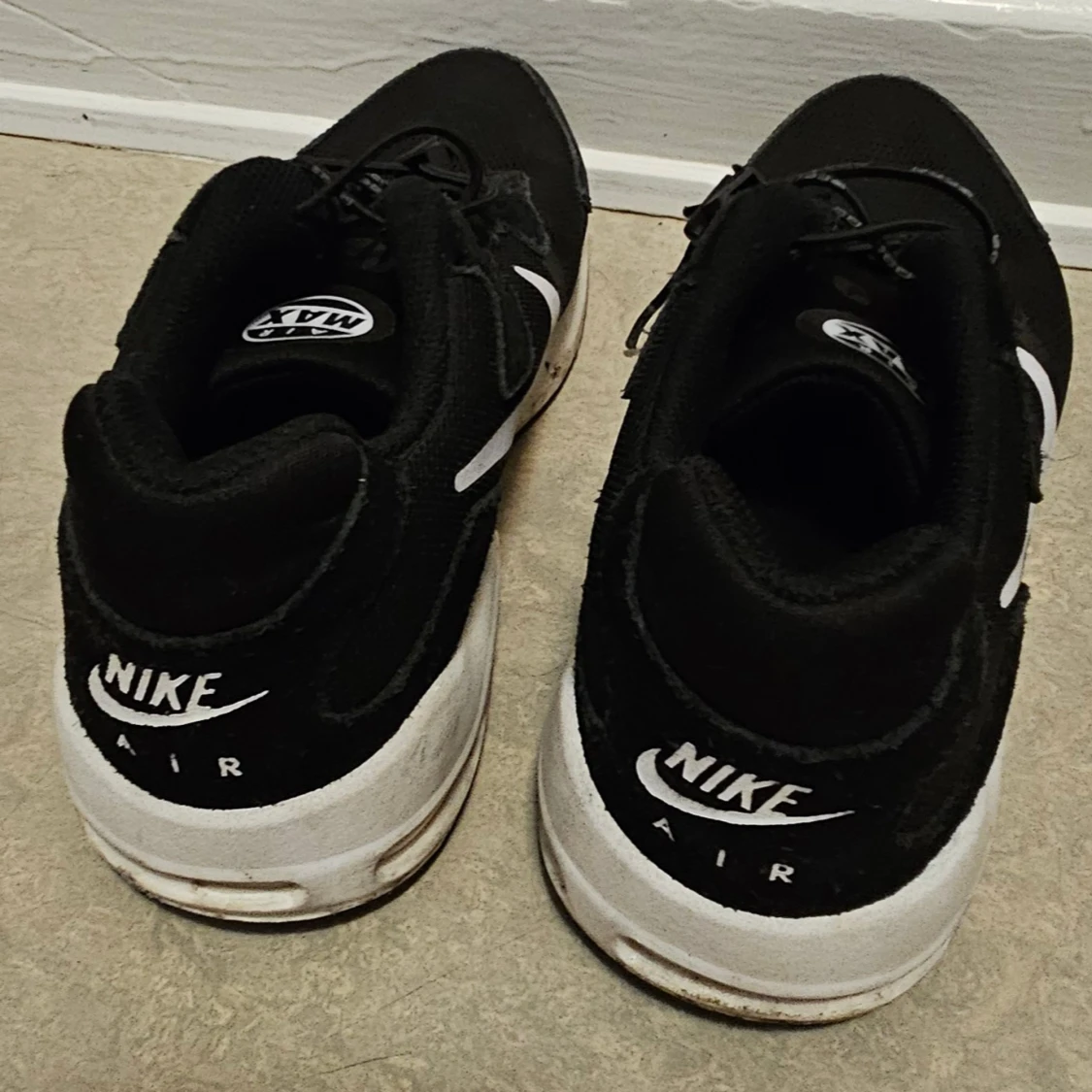 Nike Air Max svarta sneakers - 1