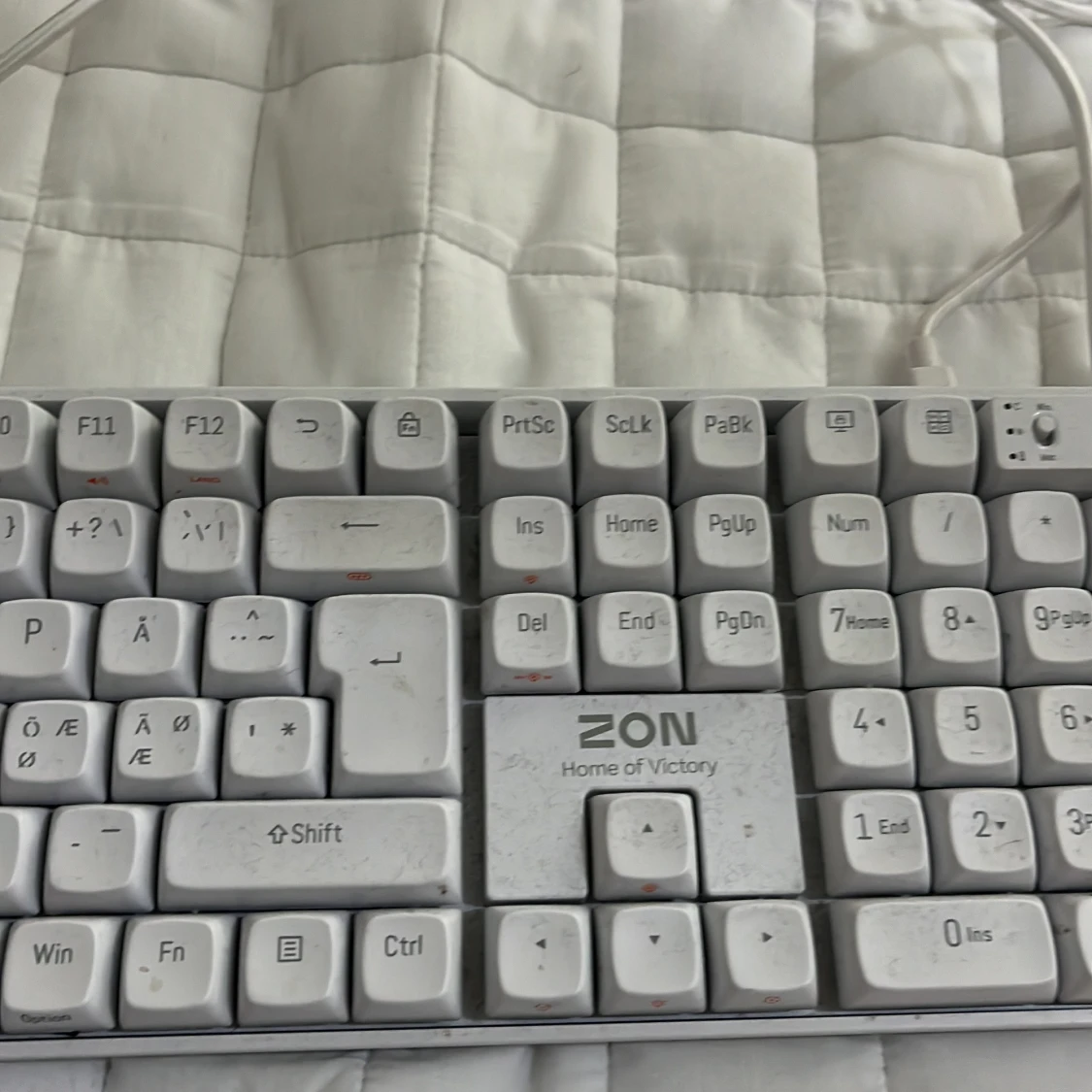 ZON Home of Victory RGB Mekaniskt Tangentbord - 2