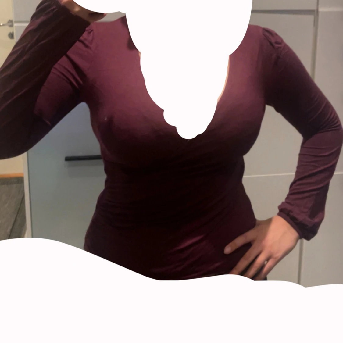 Vinröd omlottopp från Anna Field - 2