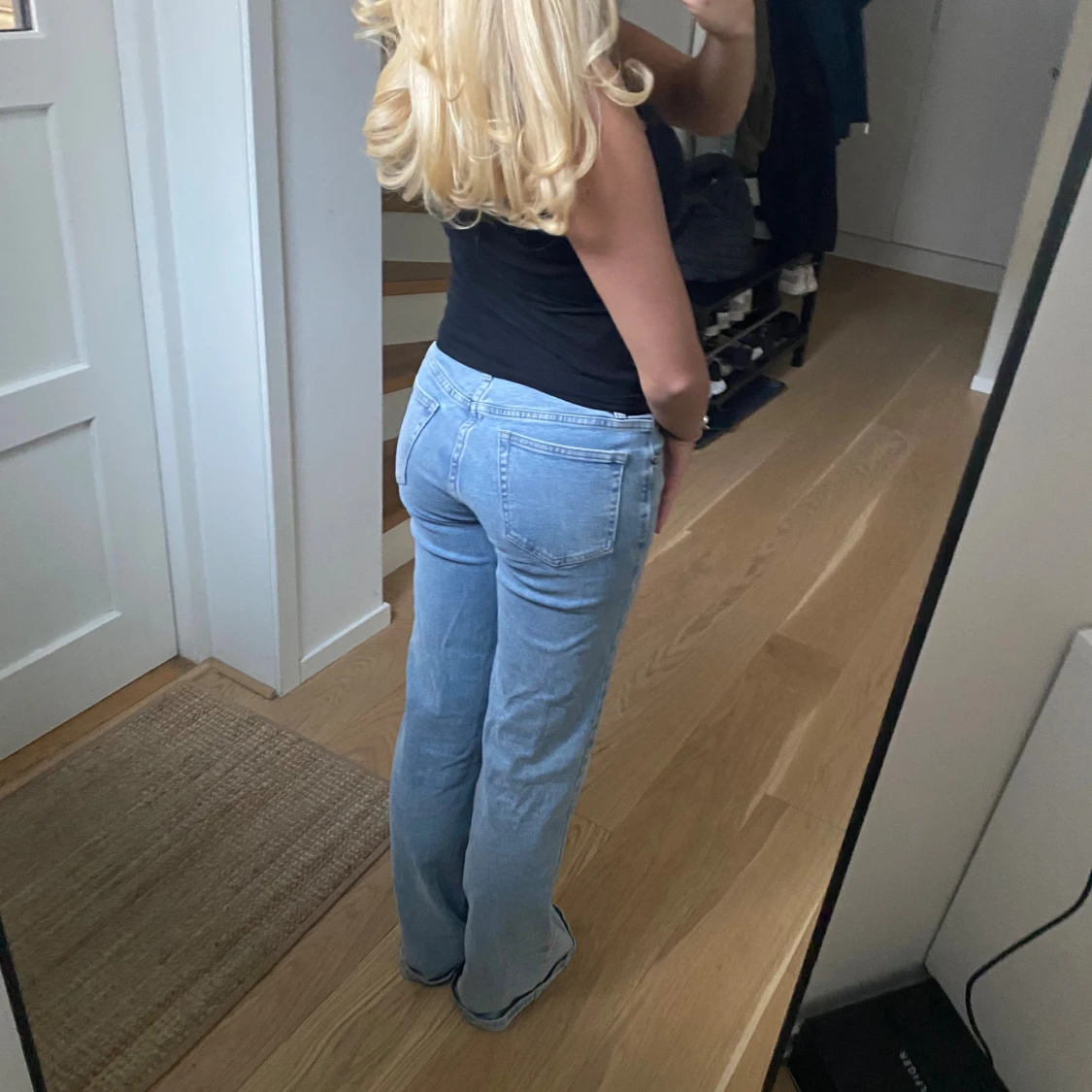 Ljusblå bootcut jeans - 2