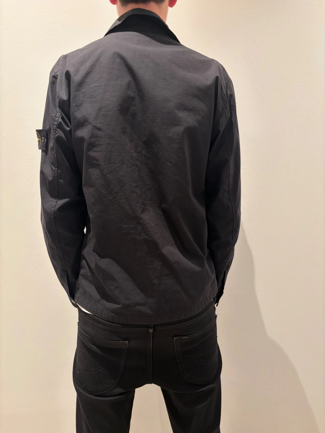 Svart vindjacka från Stone Island - 2