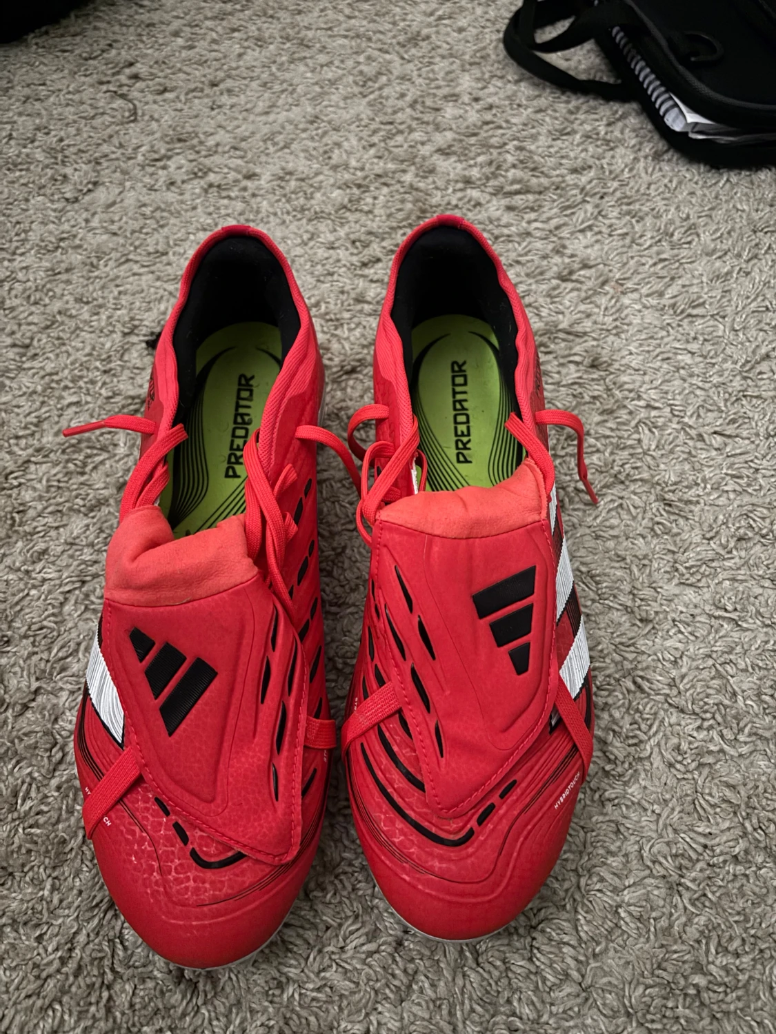 Adidas Predator Röda Fotbollsskor