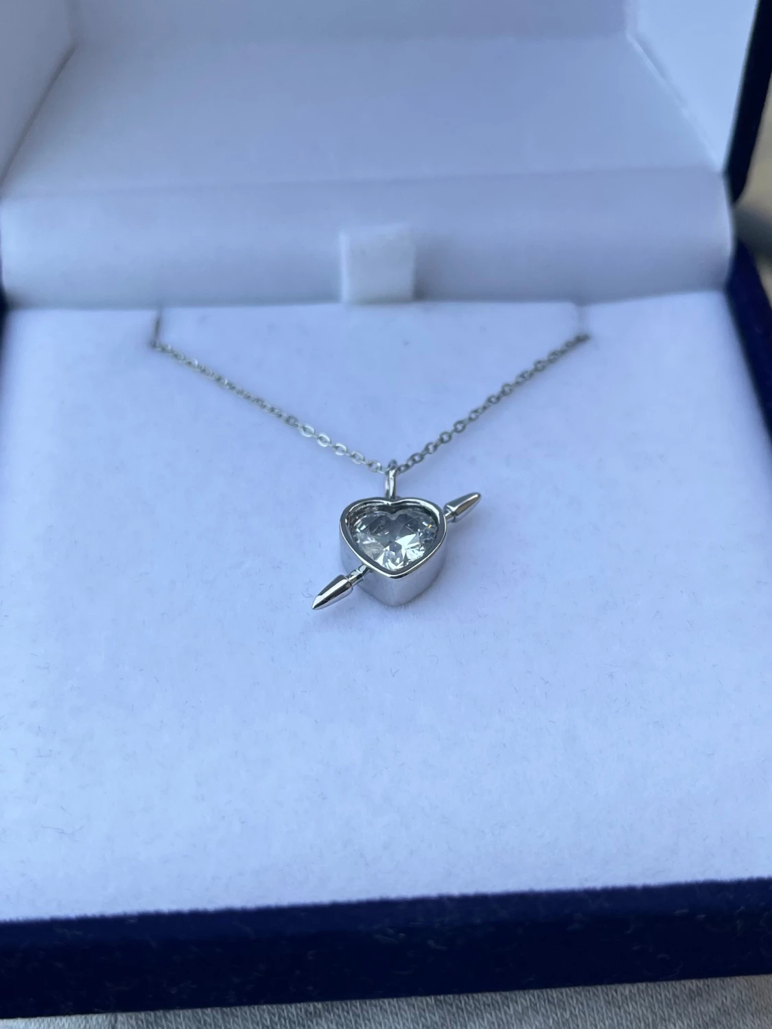 Maria Nilsdotter ”Rebel Love” inspirerat halsband - 2