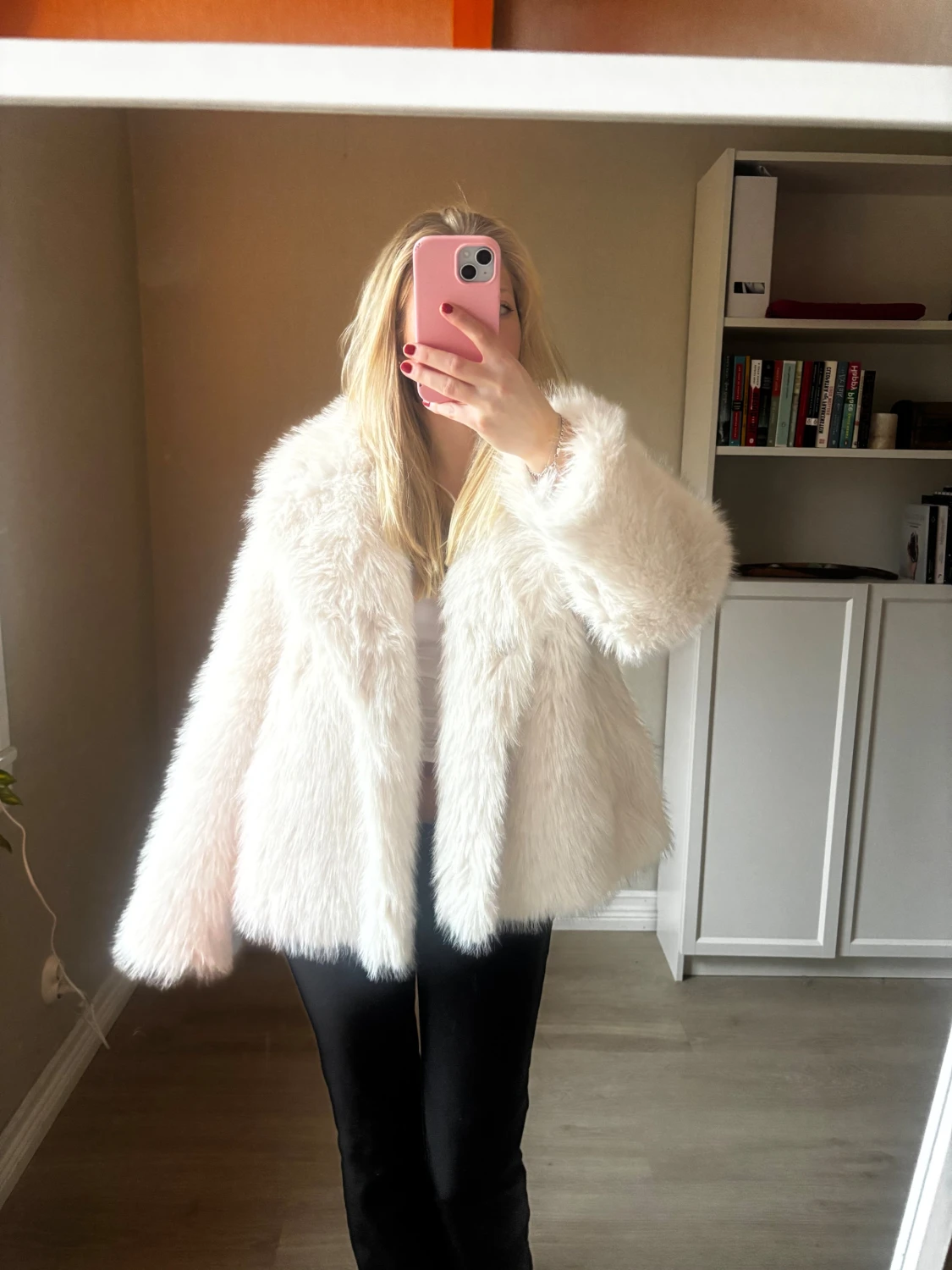 Vit pälsjacka Carin Wester 