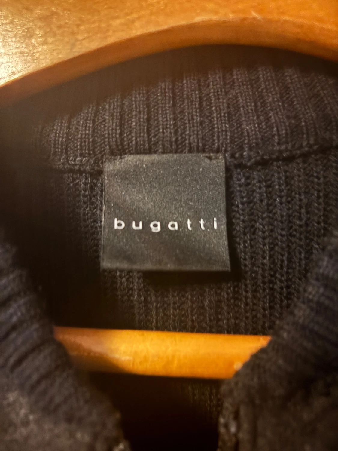 Svart cardigan från Bugatti - 1