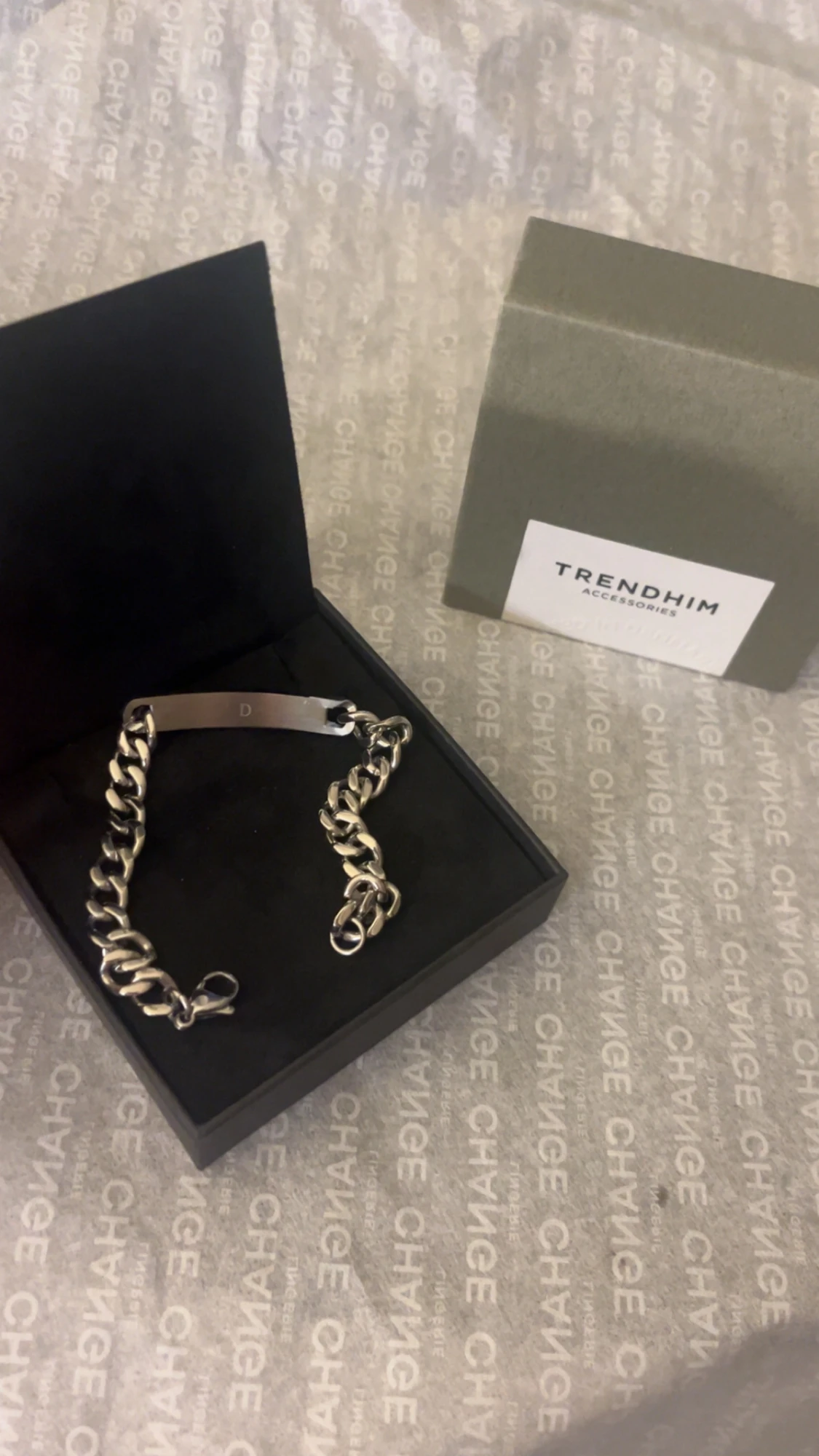 Silverarmband med graverat D - 1