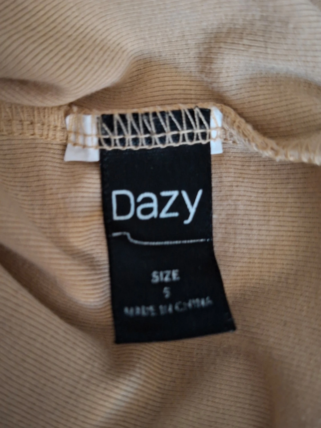 Beige långärmad topp från Dazy - 2