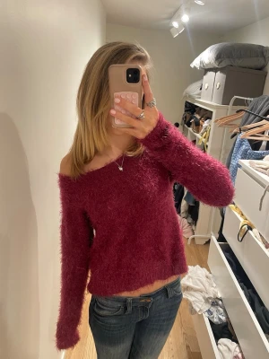 Stickad tröja - Superfin stickad röd tröja, inga defekter storlek S