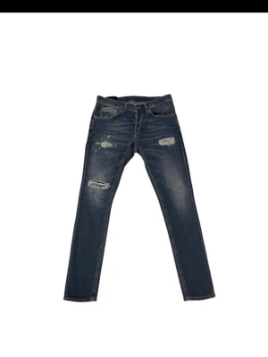 Dondup George jeans  - Säljer nu dessa feta dondup jeans 