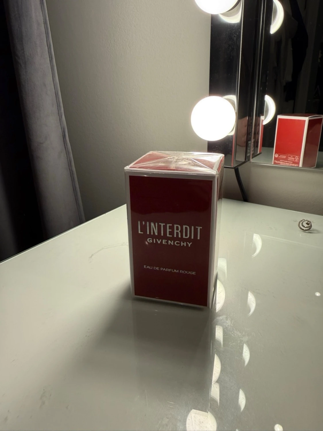 Givenchy L'Interdit Rouge 35ml - 3