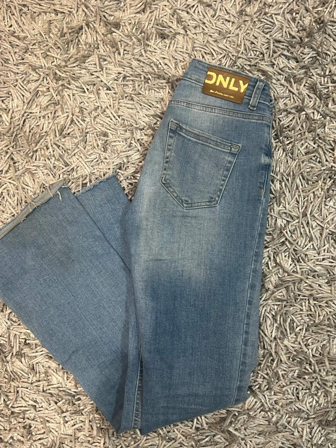 Bootcut jeans från ONLY ljusblå - 2