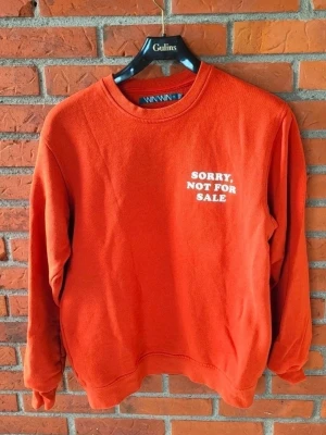 Winwin varmhodie Storlek S - 50% bomull,  50% polyester,  väldigt bra skick 