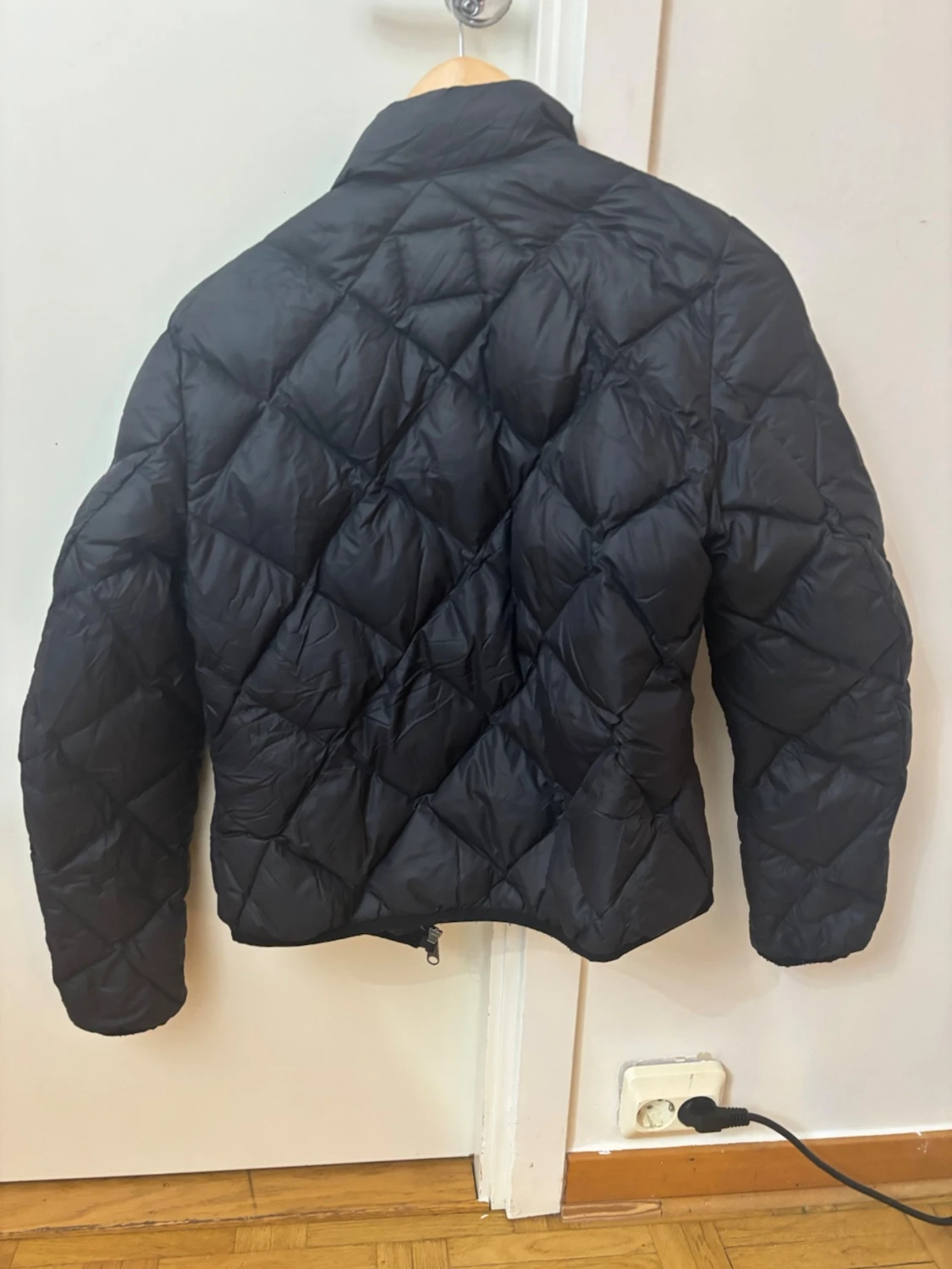 Svart quiltad pufferjacka Peak Performance - 1