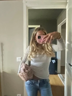 Kashmir tröja - Jätte fin tröja från intimismi!