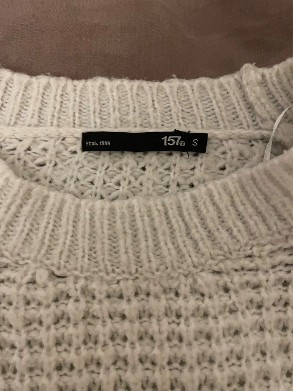 Vit stickad tröja från 157 - 1