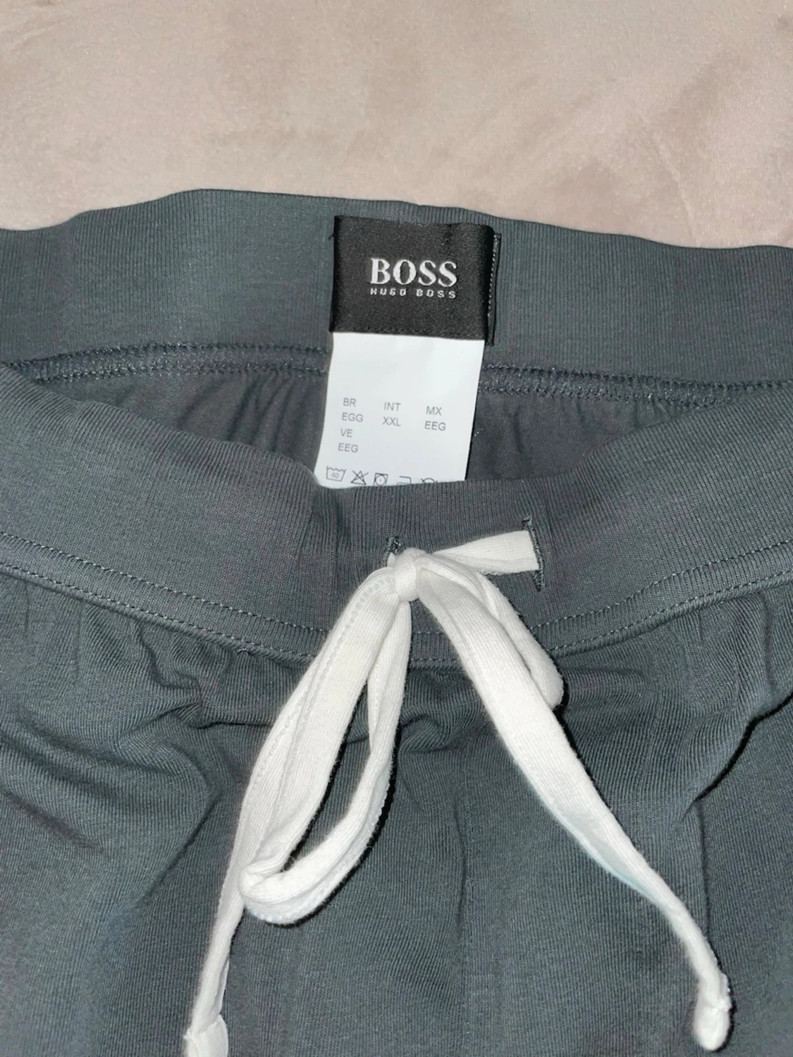 Grå zip hoodie från Hugo Boss - 5