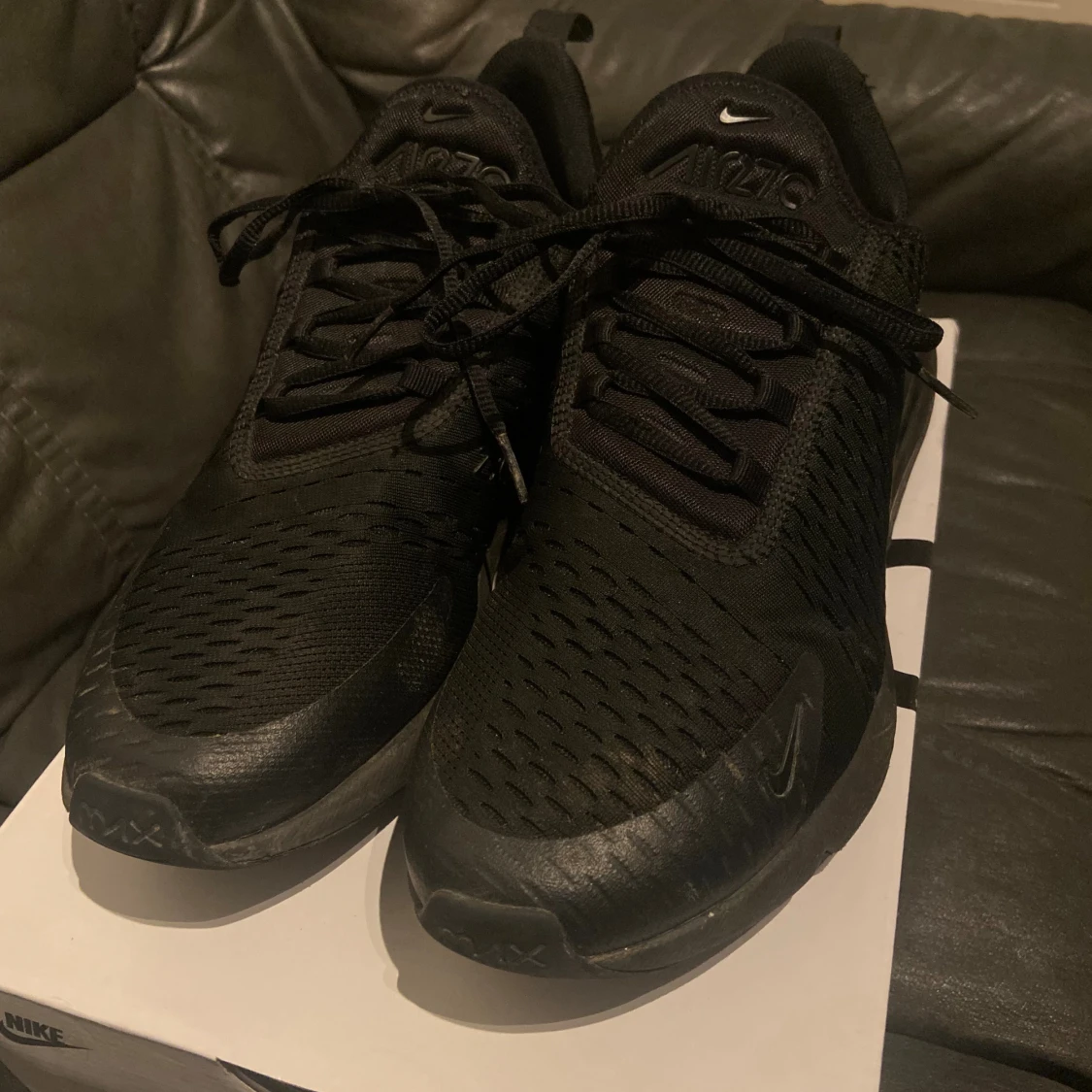 Nike Air Max 270 svarta sneakers