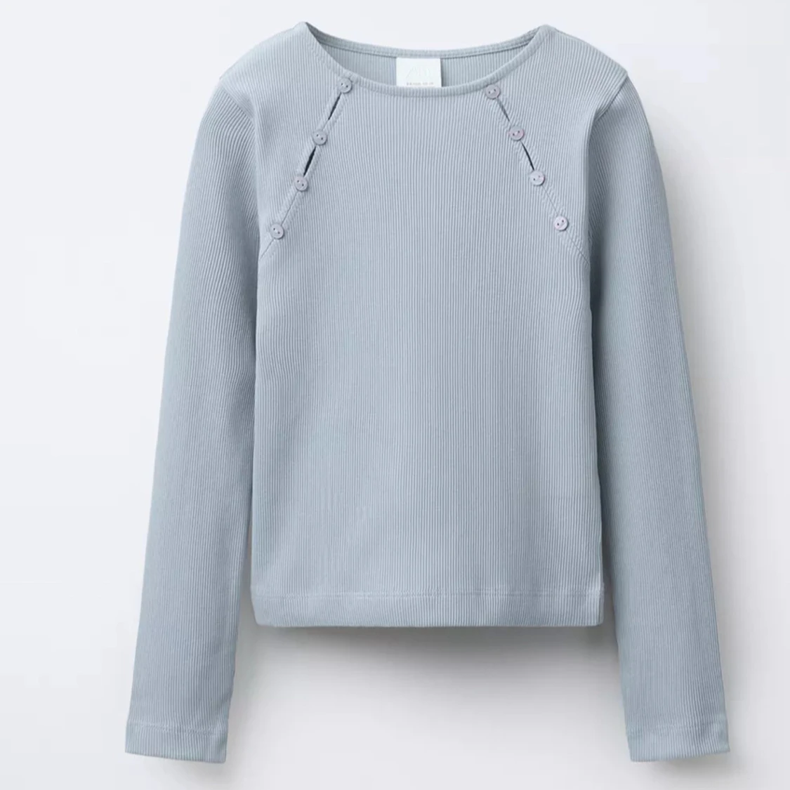 Ljusblå ribbad långärmad tröja