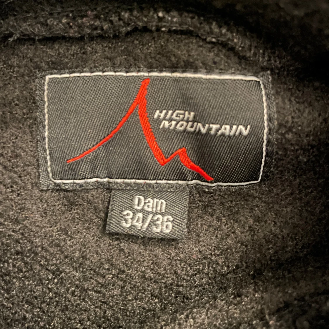 Svart fleece hoodie High Mountain - 2