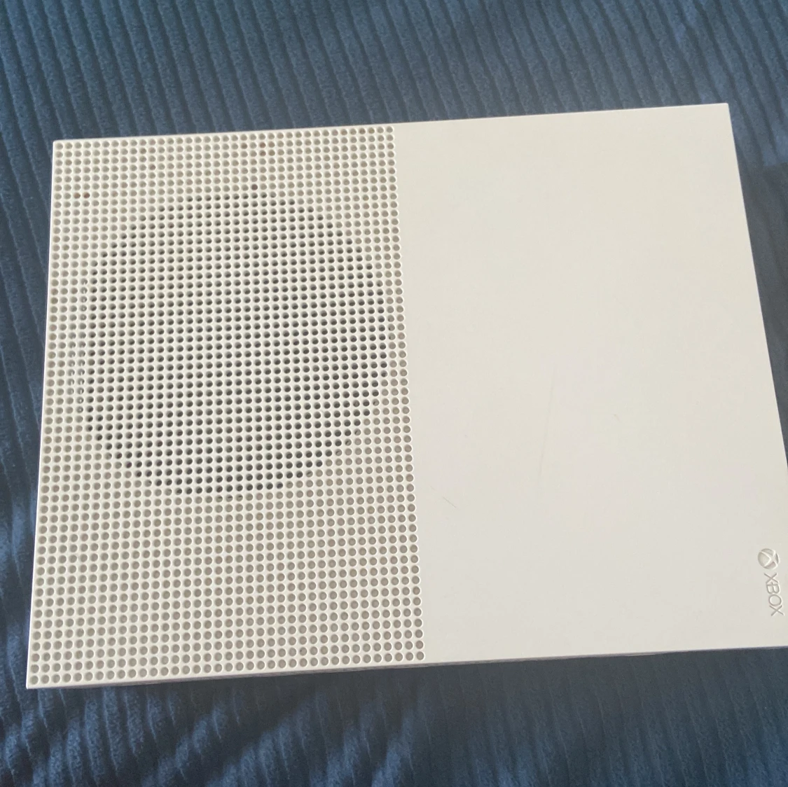 Xbox One S 1TB med 2 handkontroller och spel - 2