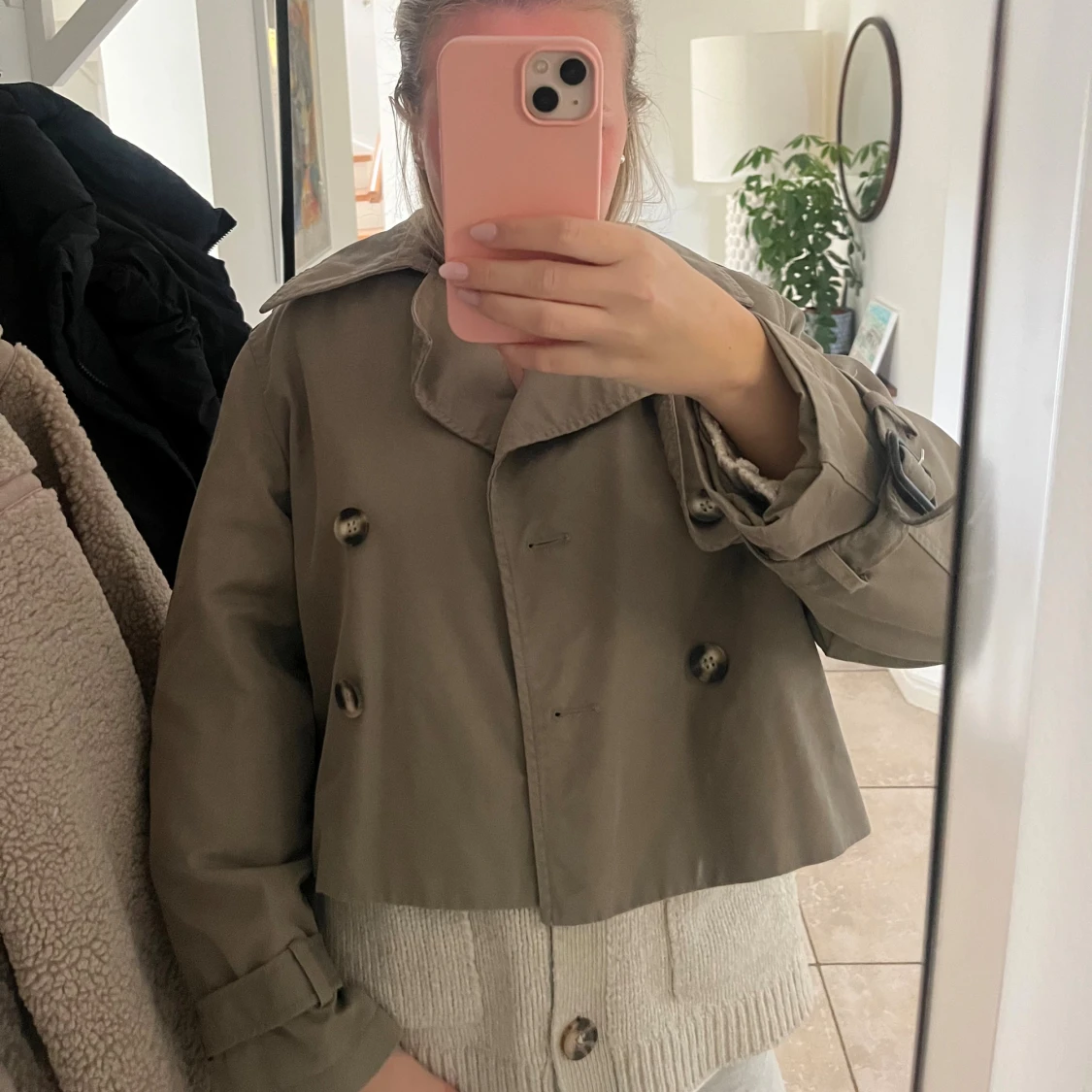 Kort brun/grön trenchcoat från H&M - 3