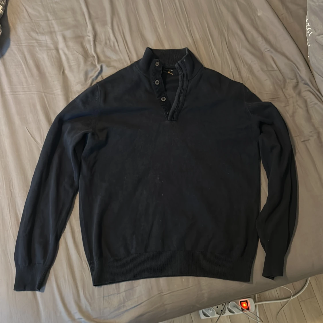 Mörkblå polotröja Massimo Dutti