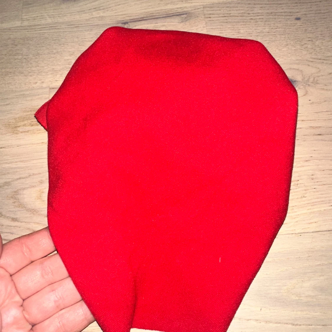 Röd turban med stor rosett Röd mössa - 1