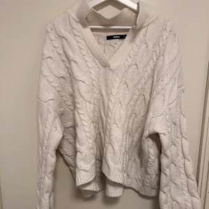 Stickad tröja - Stickad tröja