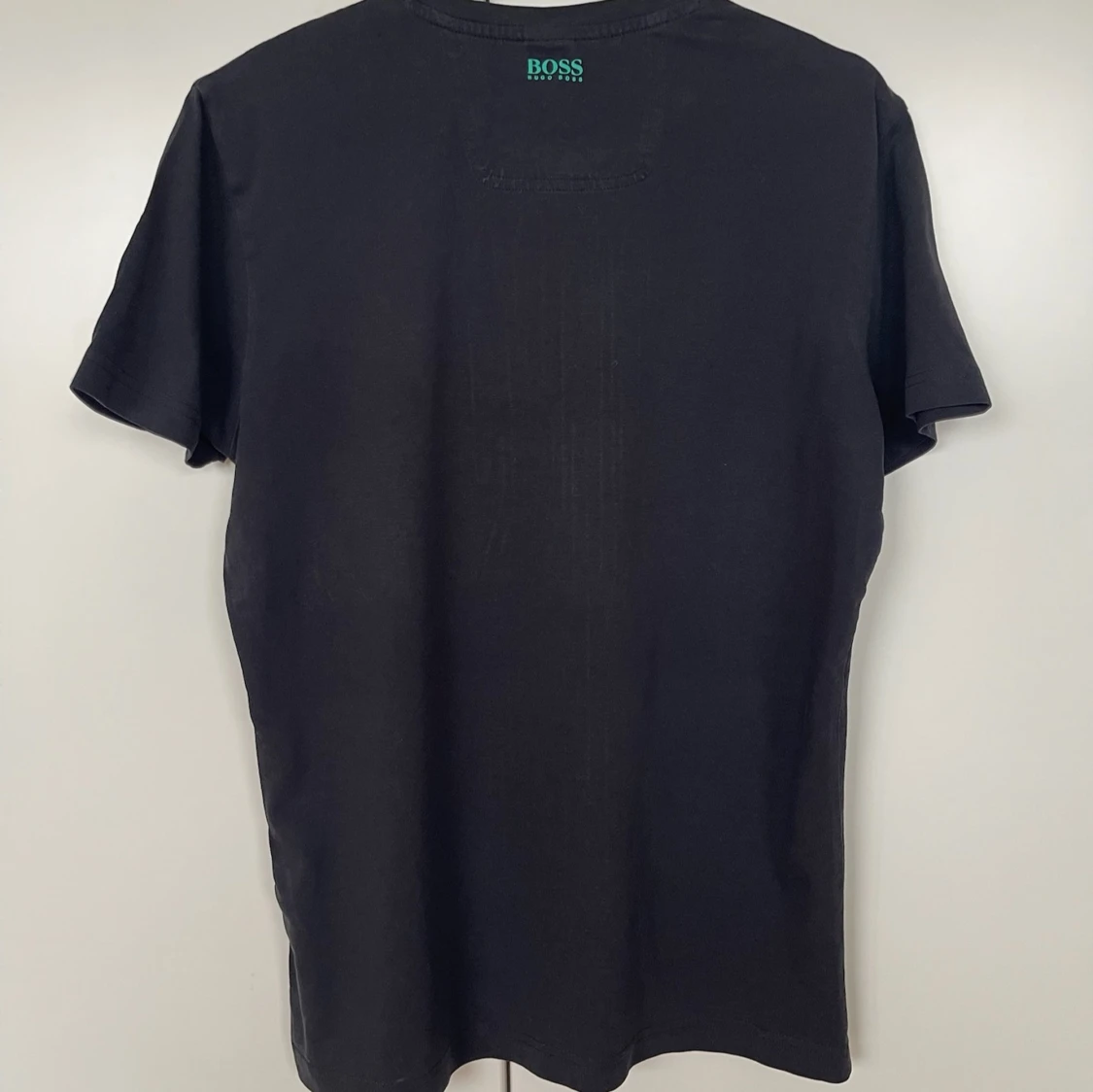 Svart BOSS t-shirt  - 2