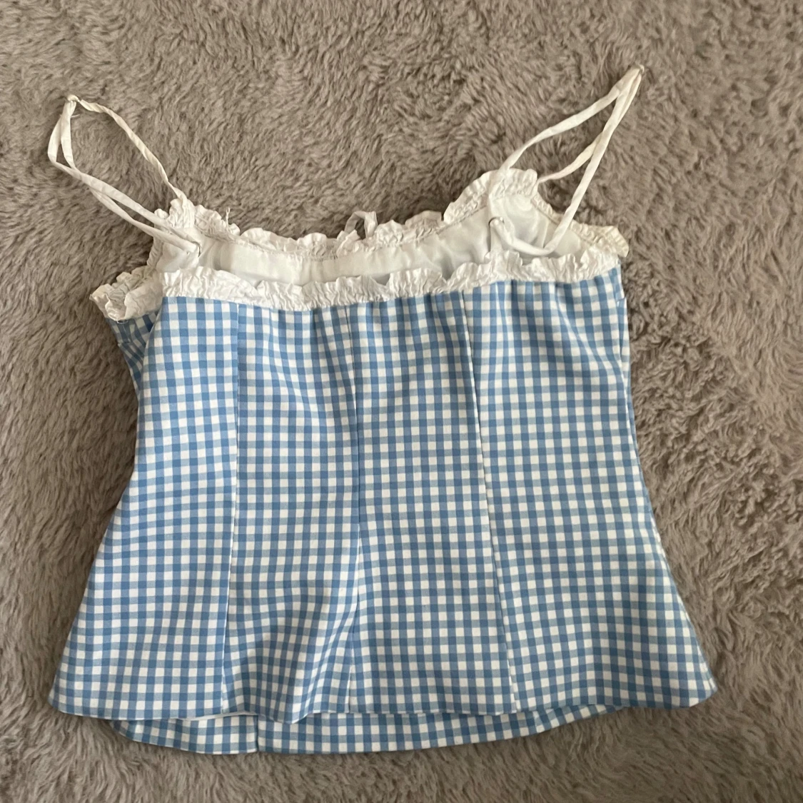 Blåvit rutig linnetopp med knyt - 1