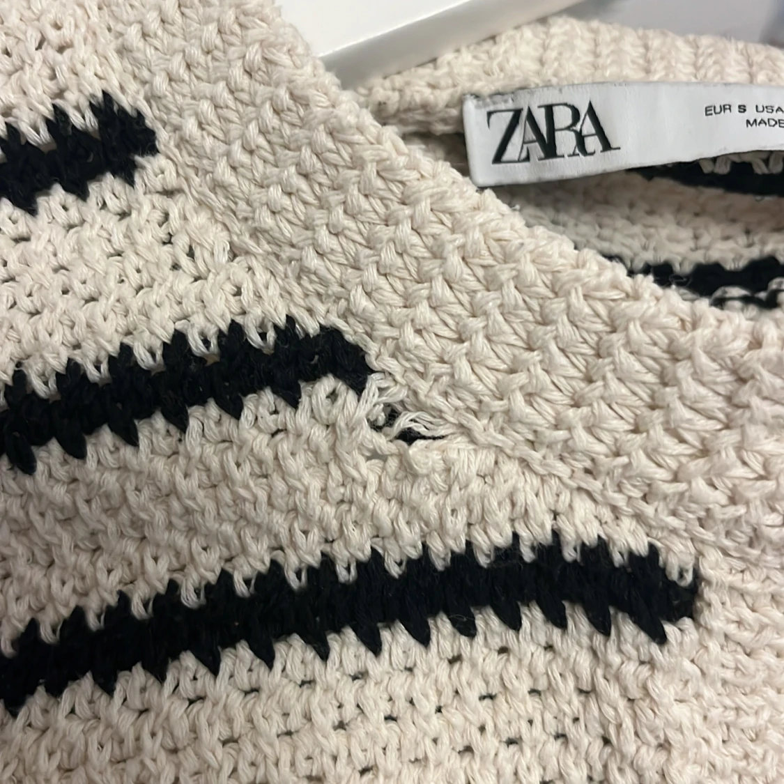 Trekvartsärmad virkad kofta - 1