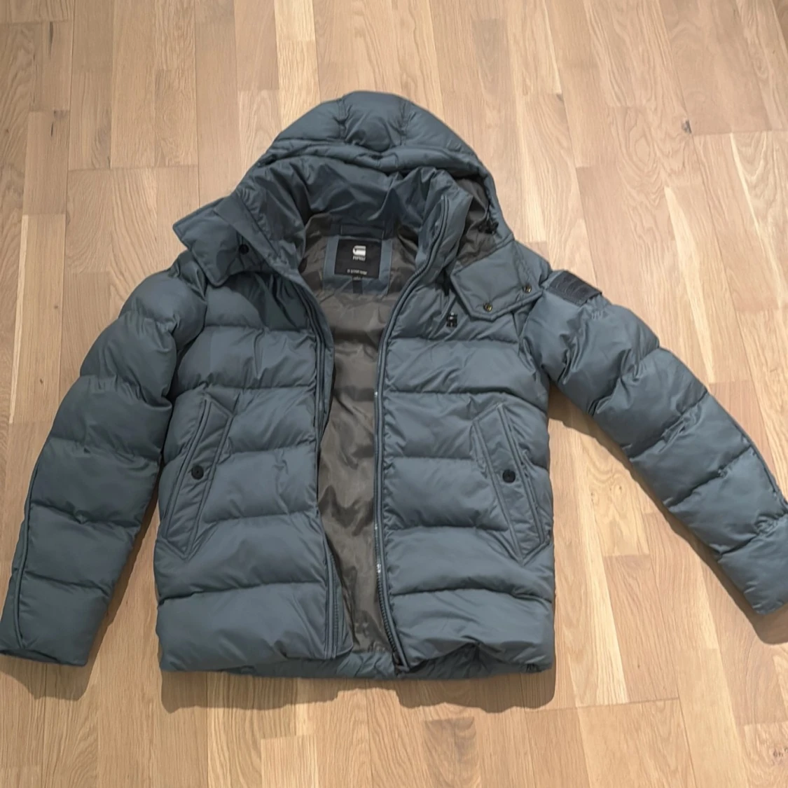 Grå pufferjacka från G-Star RAW - 2