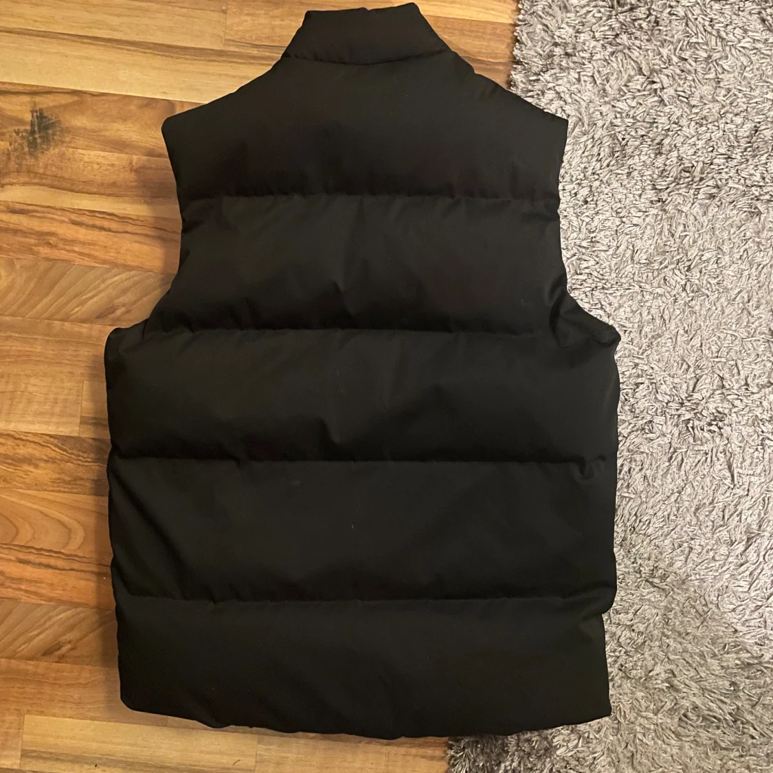 Svart pufferväst - 1