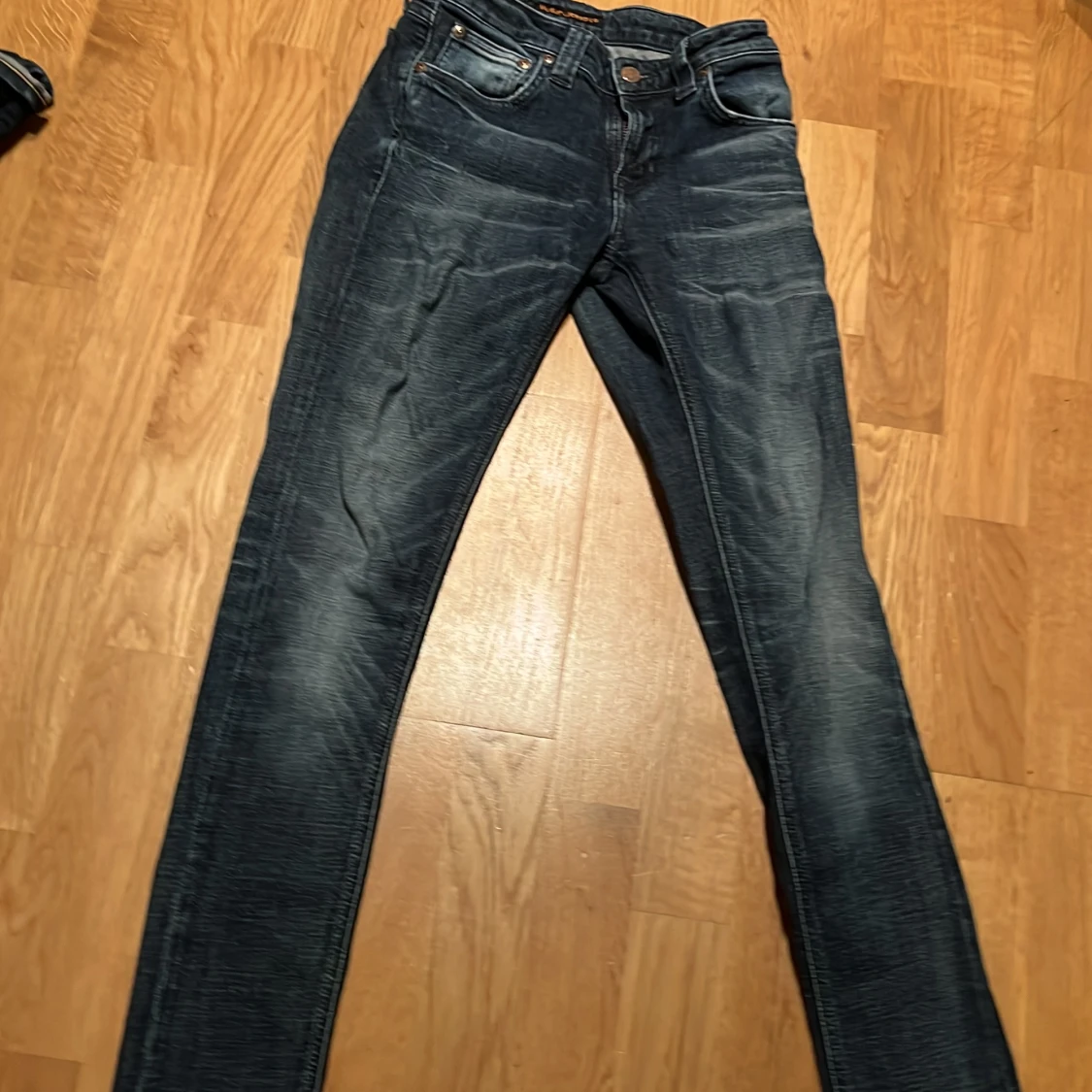 Mörkblå jeans från Nudie Jeans Co W26 L34 - 1