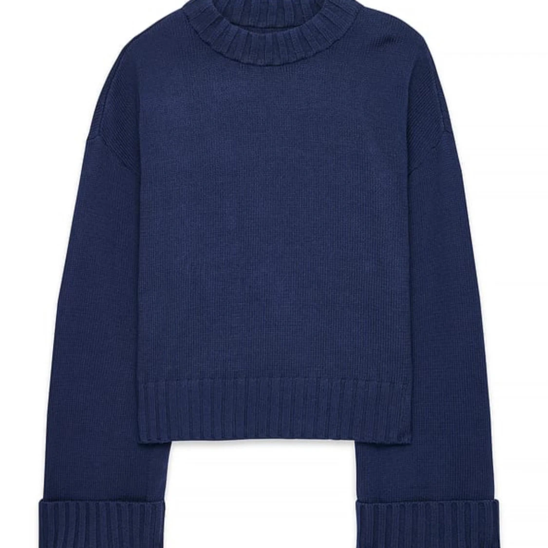 Marinblå stickad tröja från NA-KD - 1
